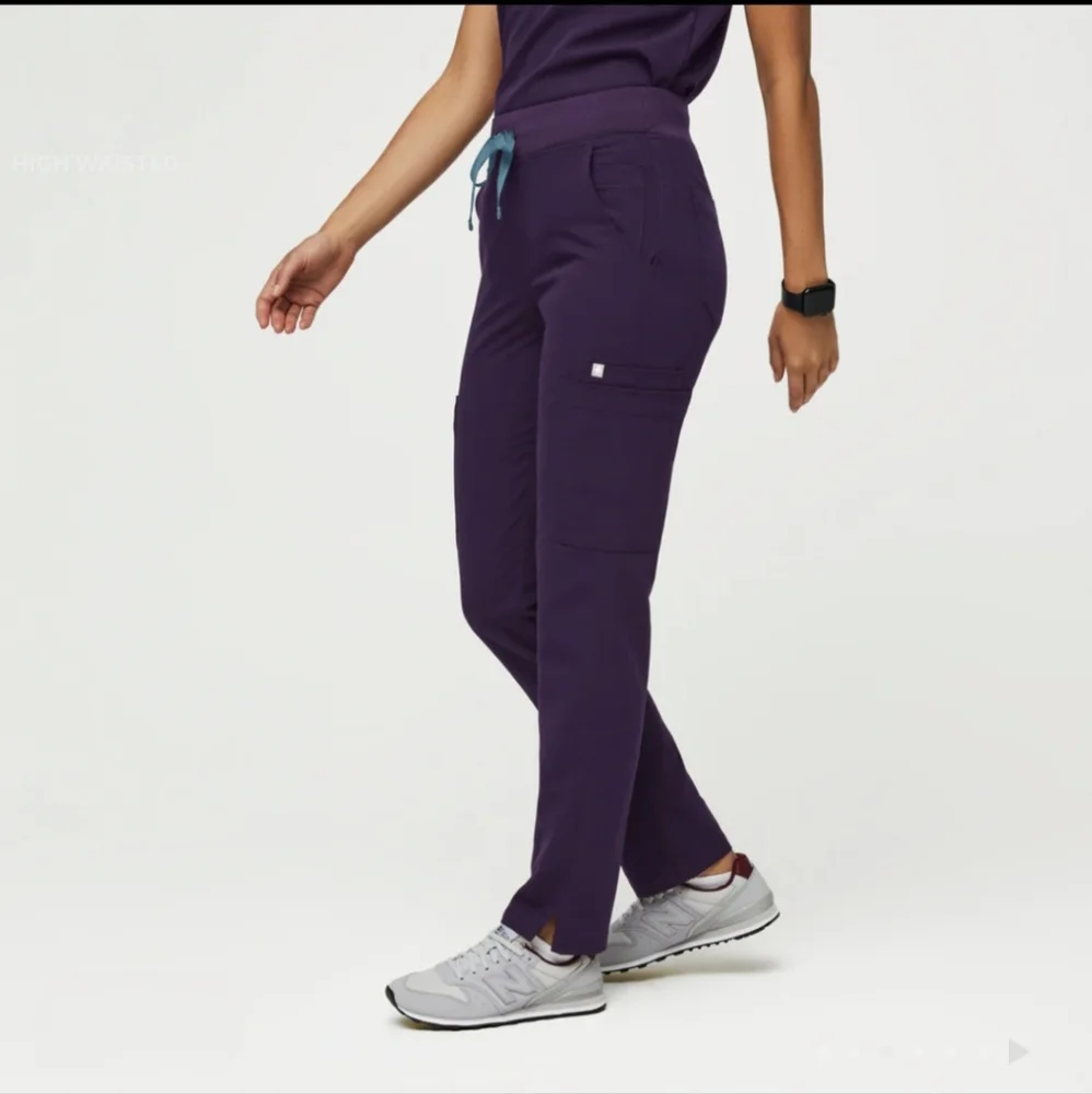 Figs Casma Three-Pocket Scrub Top & Yola Skinny Scrub Pants in Purple Jam XL - Picture 6 of 8